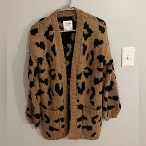 Abercrombie & Fitch Cheetah Cardigan Size XS in great condition